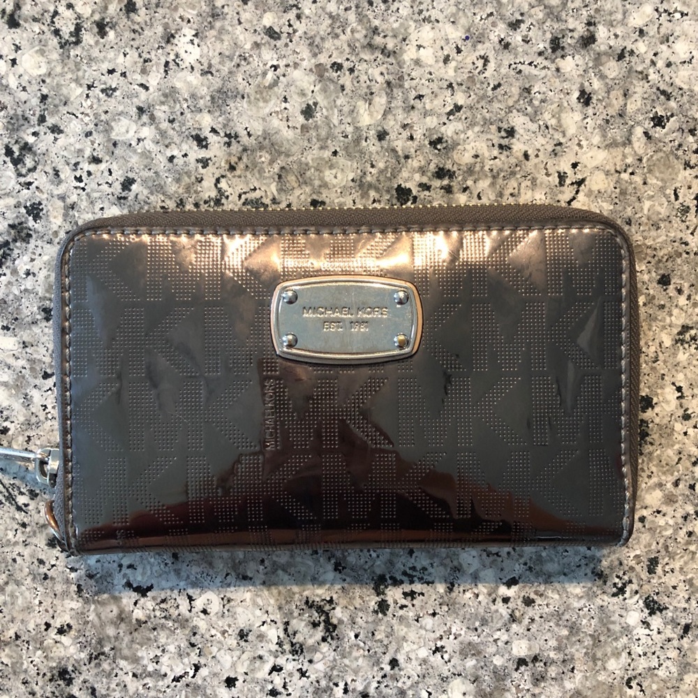 AUTHENTIC SILVER MK WALLET